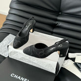 CLASSIC HIGH SLINGBACK BLACK CALFSKIN